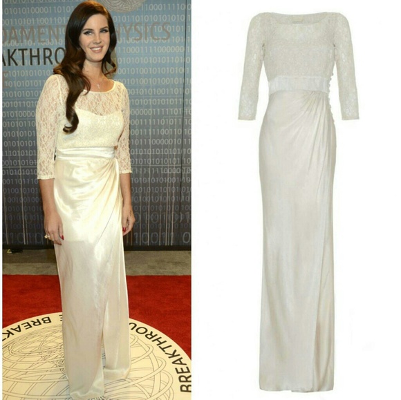 Stunning Lana Del Rey red carpet gown - Picture 6 of 7